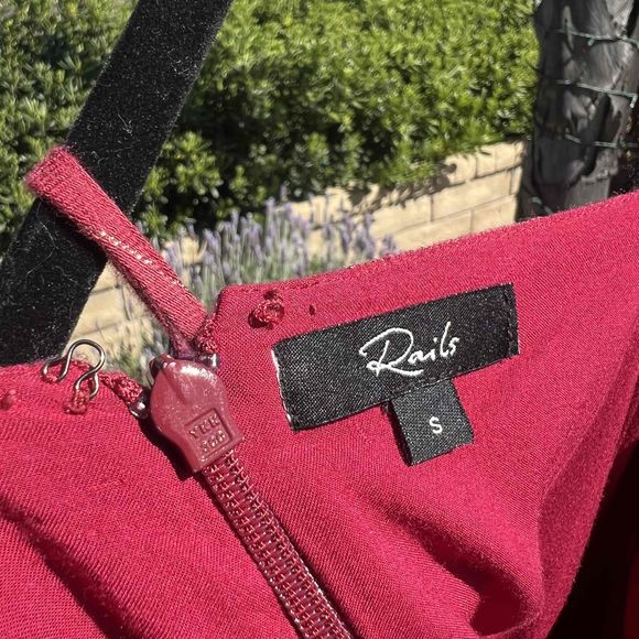 Rails Ariel Ruffle Wrap Dress Striped Rouge Midi Size Small - Picture 7 of 9